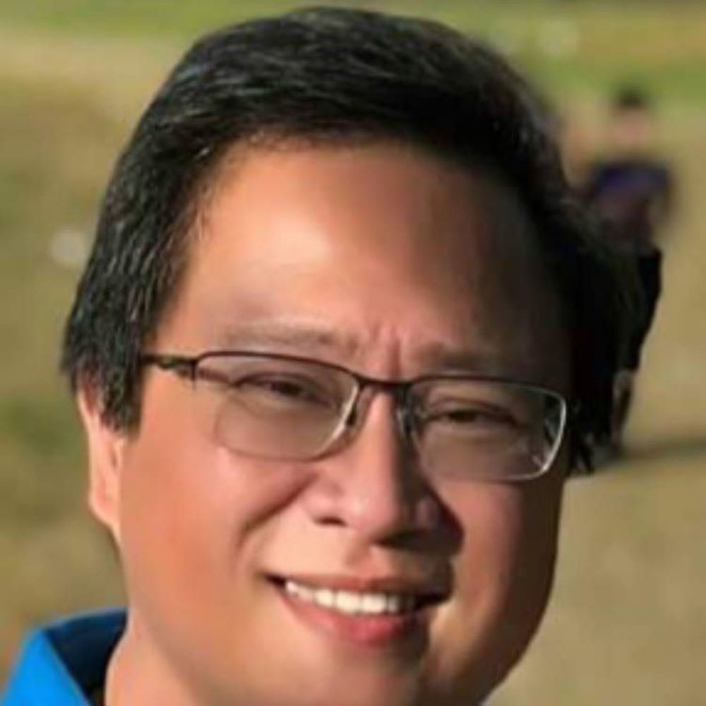 Meet your Posher, Emmanuel